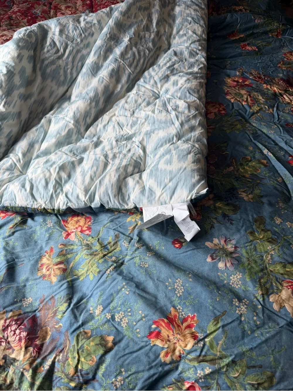 Pottery Barn Meadow Floral reversible percale comforter KING / CALIFORNIA blue